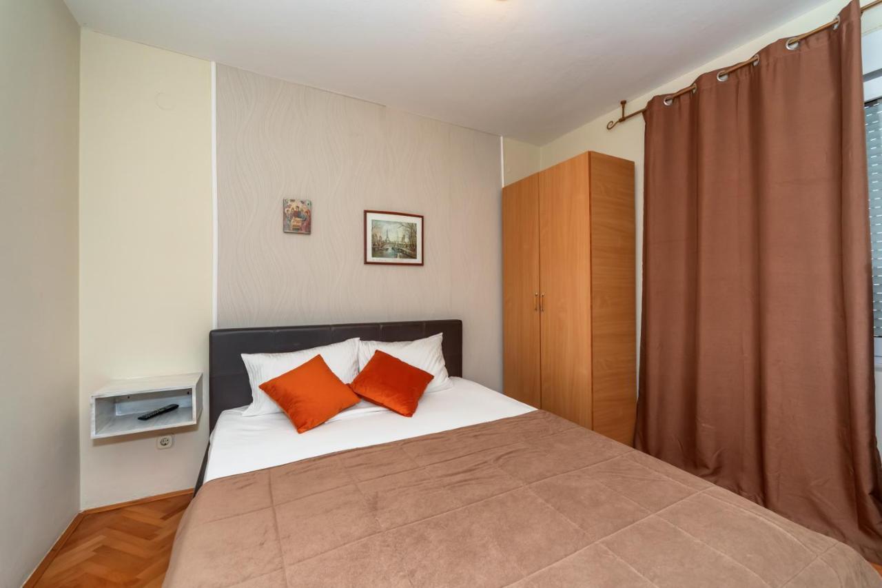 Apartments Pod Lozom With Seaview Petrovac Chambre photo