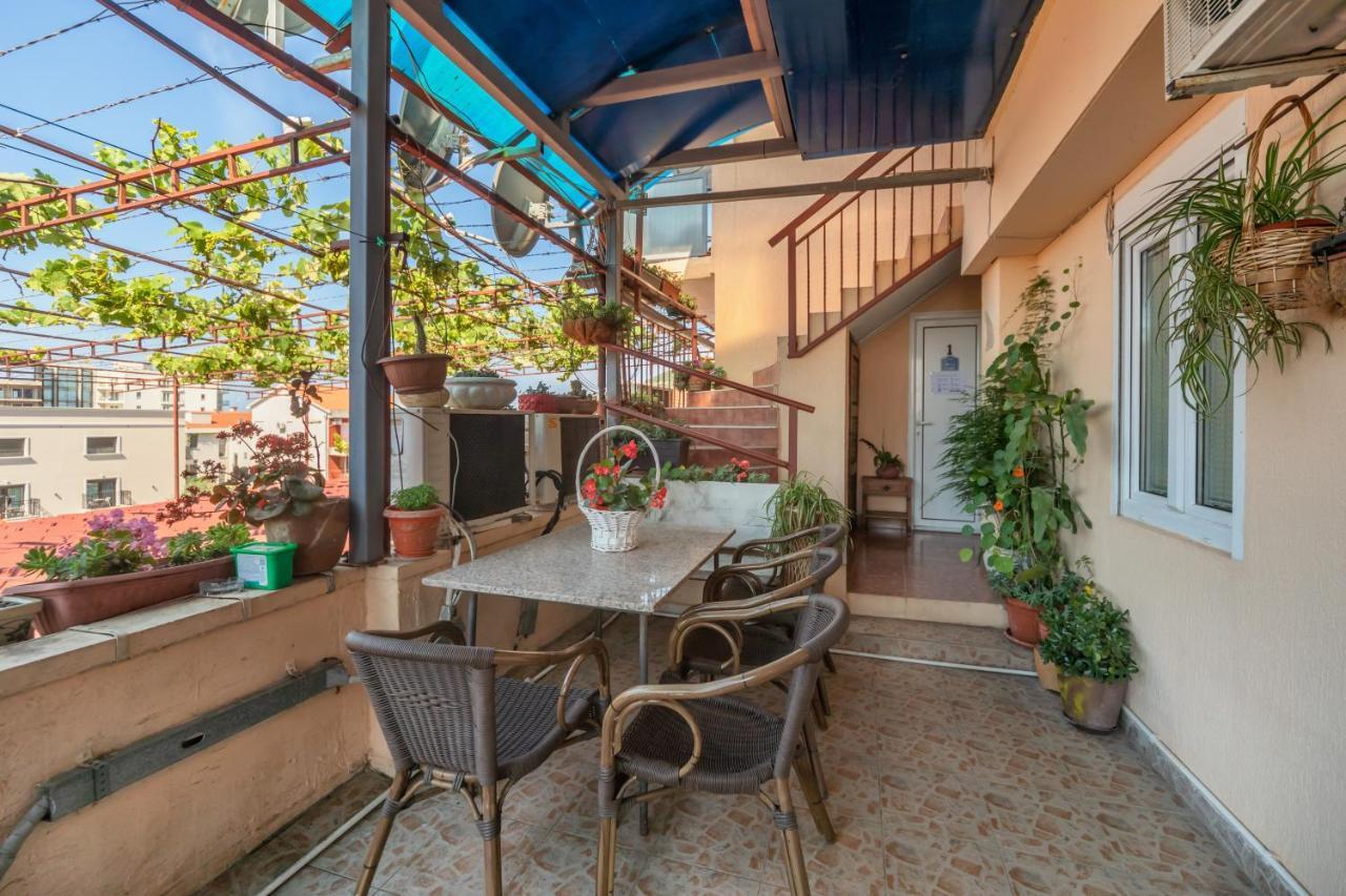 Apartments Pod Lozom With Seaview Petrovac Chambre photo