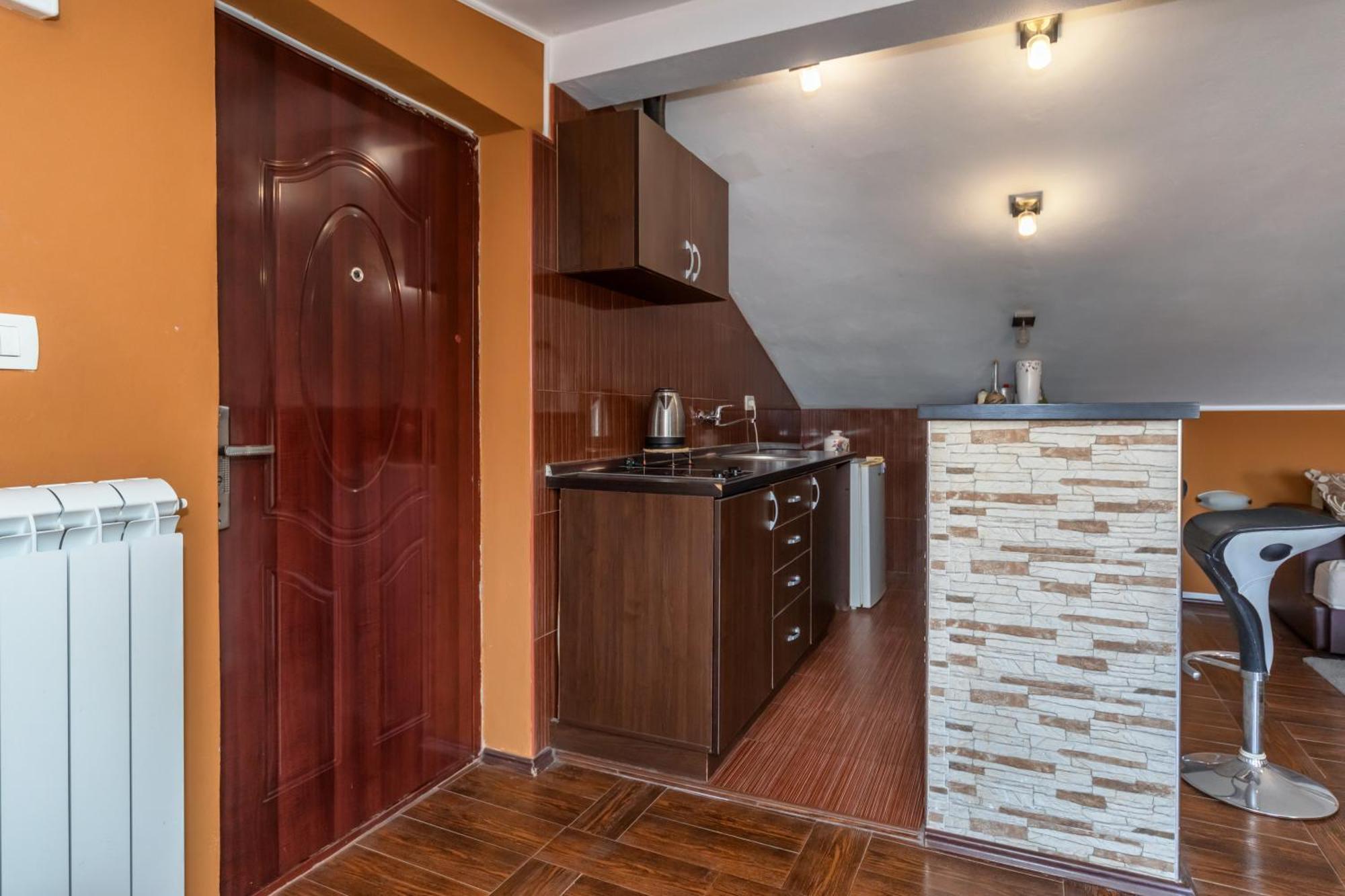 Apartments Pod Lozom With Seaview Petrovac Chambre photo